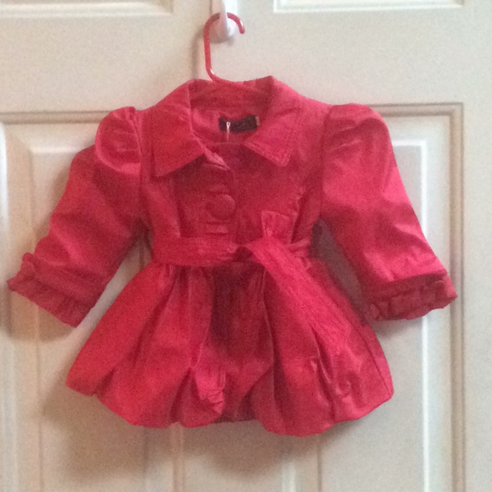 Baby girl Red bubbled coat Sz 6 mos